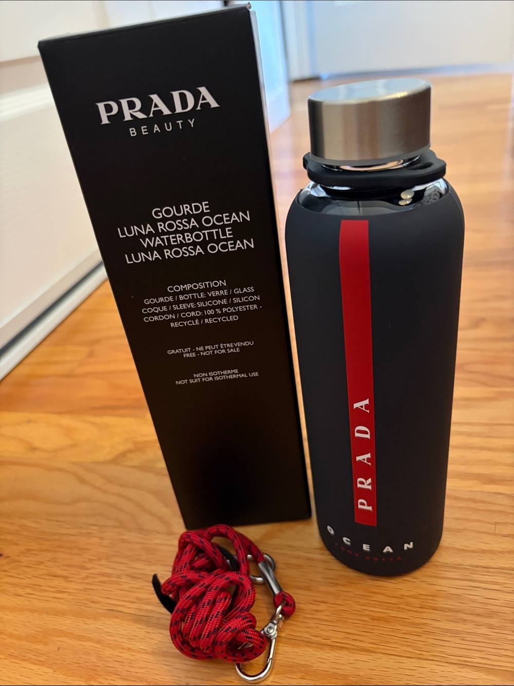 Prada Luna Rossa Ocean Water Bottle Screw-Top & Red Strap (16oz / Glass)